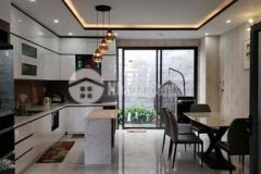 Nhà đẹp mặt tiền khu hoà xuân thương lượng mạnh