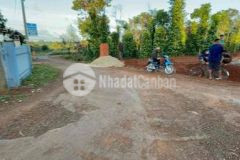 Bán đất 2mt cư suê trục chính