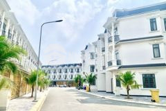 Nhà 1 trệt 2 lầu mặt tiền tp dĩ an shr dt163m2