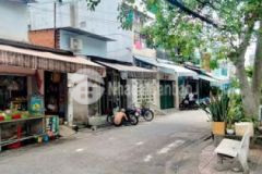 Bán nhà tân phú lý thánh tông 32m2 giá 2 x tỷ