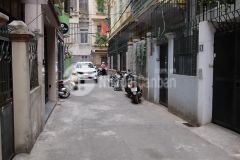 Bán nhà trần quốc hoàn, cầu giấy, hà nội. dt 50m2 x 6t, mt 4,2m. giá 12 tỷ.