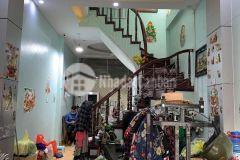 Bán nhà ngọc hồi, quận thanh trì 40m2 4 tầng, ngõ ô tô, 20m ra đường lớn. giá chỉ 2 tỷ 5