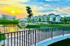 Bán căn biệt song lập 180m2 vào ở ngay sát đường tỉnh lộ sang hà nội tại centa riverside