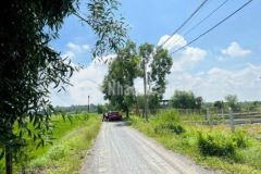 Mặt tiền đường tỉnh lộ 7 đất vườn có 200m thổ cư