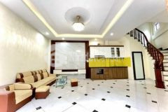 Giảm mạnh nhà hữu hoà ô tô đỗ cổng 40m gần trường