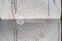 Đất nhà cần bán gấp ngay chợ bến lớn sổ hồng