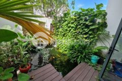 Kẹt tiền bán gấp biệt thự sân vườn đặng thùy trâm