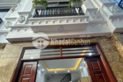 Quá hiếm nhà 36m2 x 5 tầng trần khát chân hbt