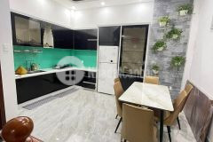 Bán nhà quận 6 giáp quận 5 mới toan 5x14 doanh thu 10 triệutháng nhỉnh 3 tỷ