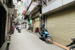 Mặt ngõ, ngõ thông, kinh doanh phố tôn đức thắng, đống đa. 0911554873.