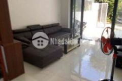 Bán nhà mới xây gần benh vện 1500 giường