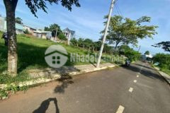 Lô đất ngộp 2 mặt tiền dành cho ac đầu tư lướt