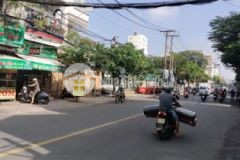 Bán nhà mt đuờng đồng p14 khu vip 4x16m 4 lầu