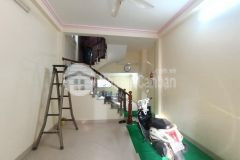 Bán nhà kim giang hoàng mai, 40m 5 tầng 5 ngủ, phân lô, ô tô vào nhà, kinh doanh.