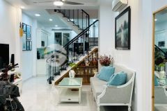 Nhà hẻm xe hơi, 47m2, 3 lầu, bình thạnh, giá 7.7 tỷ.