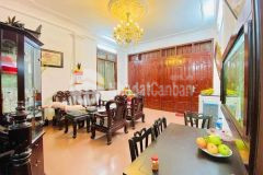 Tôi bán nhà liền kề kđt văn phú cạnh công viên 60m2 chỉ 6.89 tỷ. lh 0989.62.6116