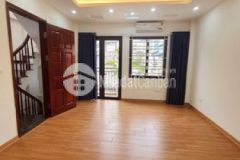 Bán nhà phố cầu giấy thang máy 50m2 6 tầng mt 3 6m