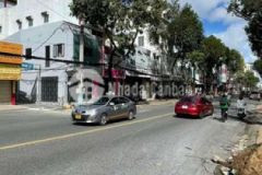 Nền nhỏ ngay trung tâm ninh kiều