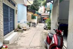 Nhà nhỏ âu cơ 25m2 2 tầng chỉ 2 39 tỷ