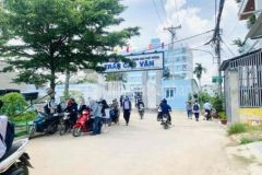 Đất diện tích lớn cổng trường trần cao vân