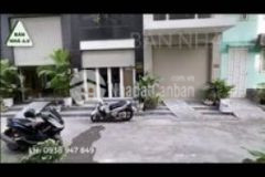 Nhà đường 8m 215 nguyễn xí 4m x 15m 4pn 5wc