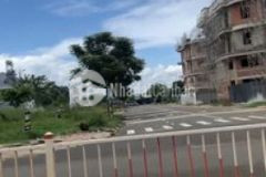 Kẹt vốn tôi bán mấy lô đất mới mua phước long