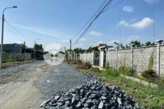 Đất mt sông 1700mv có 300m2 thổ cư