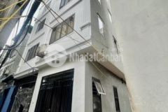 Nhà 5 tầng 32m 3 phòng ngủ tổ 8 phú lãm hà đông