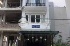 Cần bán nhà mặt đường kd khu đấu giá cổ bồng