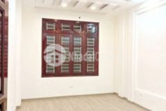 Nhà đẹp quận cầu giấy dt 52m2 6pn gần ô tô