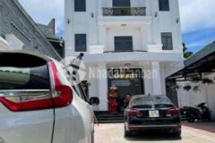 Chủ cần bán khách sạn gần vòng xoay an phú