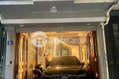 Cần bán nhà ngõ 117 vương thừa vũ trước nhà để 2 ô tô nhà đẹp rực rỡ 50m 5 tỷ 2