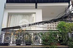 Nhà mới đẹp ở ngay,quận 10, tặng nội thất sang trọng, 35m2, chủ gấp bán, 5.9 t