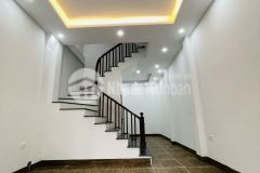 Nhà đẹp phúc đồng long biên 45mx5t ngõ thông sát phố gần ô tô giá 3.8 tỷ.