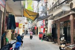 Cần bán nhà bùi ngọc dương, hai bà trưng, ô tô tránh, 42m2x5t, mt 4m, nhỉnh 4 tỷ.