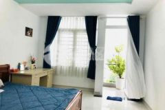 Cần bán gấp nhà 1 trệt 3 lầu hẻm xe hơi tth21