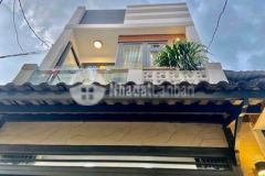 Kẹt tiền quá bán nhà mt bình hưng 60m2 1tỷ690