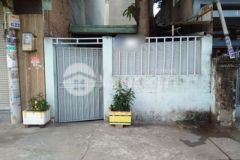 Nhà cấp 4 hẻm xư hơi ngay chợ tiện xây mới hoặc kd