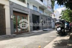 Nhà ngay emart phan văn trị p5 4x15m lửng 2l st