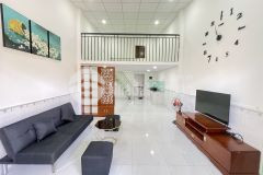 Kẹt tiền bán nhà 40m2, 1 lửng ngay gigamall, giảm 250tr còn 3,15 tỷ