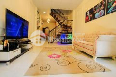 Bán nhà cổ nhuế đẹp ở luôn 3 bước ra đường 3 gác tận cửa nở hậu giá hợp lý 76trm2