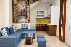 Bán nhà trương định, diện tích 34.1m x 5 tầng, ô tô đỗ cửa, chỉ 4.7 tỷ