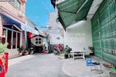 Nhà hẻm xe hơi cảch măt tiền chỉ 2 căn