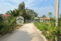 Đất long định gần ủy ban xã đường đan 4m