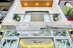 Nhà full nt đ gia phú 1ty8550m2 shr gần chung cư