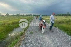 Vườn thủ thừa 1000mv đường ô tô gần nhựa 818