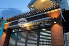 Nhà 1 triệt 2 lầu đường 1 long thạnh mỹ quận 9