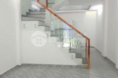 Nhà 4x12 lầu 2p lê thị ngay nối dài wa kênh tw vla