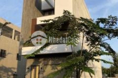 Tái định cư long tâm có căn nhà đẹp như hình