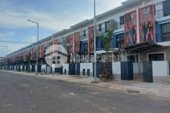 Chủ bán gấp căn 3 tầng gđ1 giá tốt khu vực